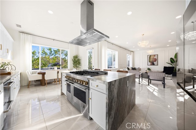 Image 8 of 71 For 23195 Stoneridge