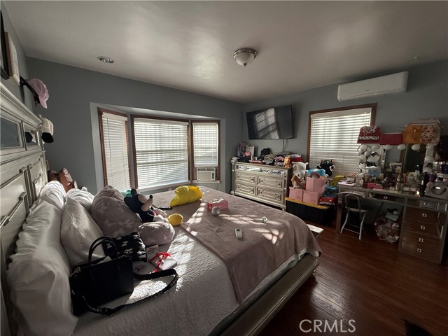 Detail Gallery Image 26 of 51 For 2520 Ohio Ave, South Gate,  CA 90280 - 6 Beds | 4 Baths