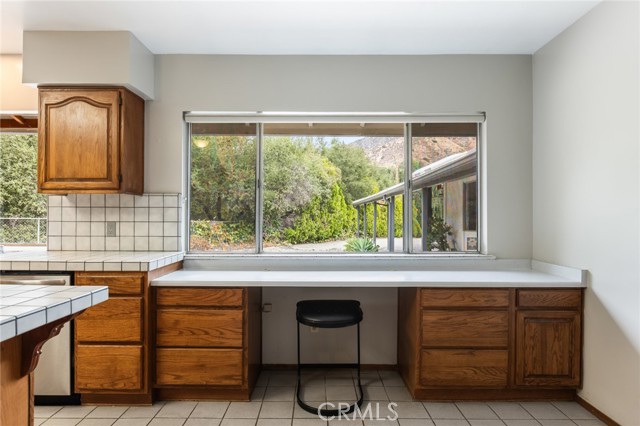 Detail Gallery Image 6 of 45 For 11419 Caern Ave, Tujunga,  CA 91042 - 3 Beds | 2 Baths