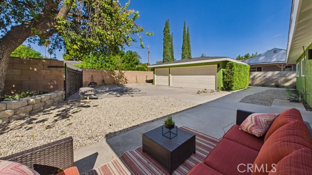 15859 Parthenia Street photo 46