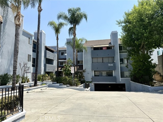 Detail Gallery Image 1 of 19 For 7640 Oso Ave #316,  Winnetka,  CA 91306 - 1 Beds | 1 Baths