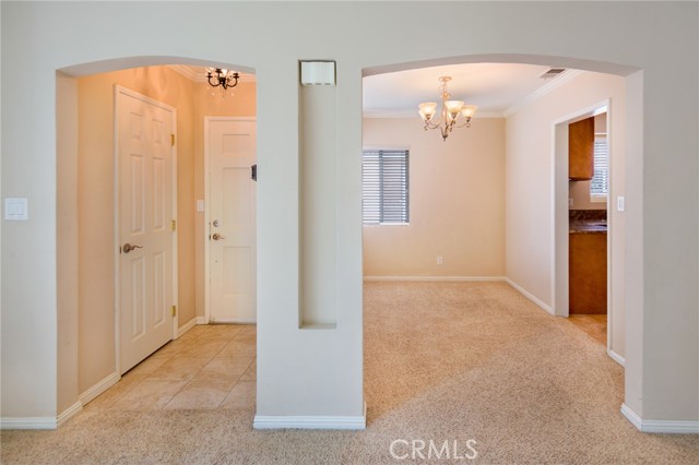 Detail Gallery Image 6 of 19 For 651 N Buena Vista St, Burbank,  CA 91505 - 2 Beds | 1 Baths