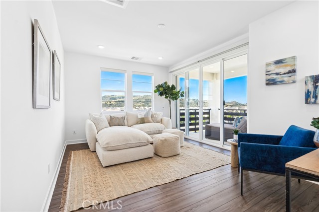 Detail Gallery Image 26 of 75 For 734 Sunrise Rd, Rancho Mission Viejo,  CA 92694 - 3 Beds | 3 Baths
