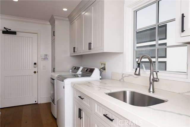 Detail Gallery Image 29 of 33 For 1228 W Oceanfront, Newport Beach,  CA 92661 - 3 Beds | 4 Baths