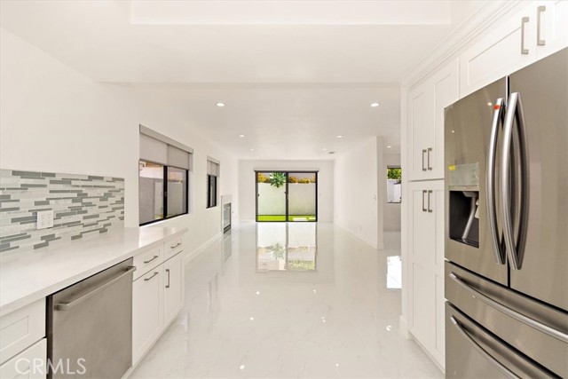 510 Francisca Avenue, Redondo Beach, California 90277, 3 Bedrooms Bedrooms, ,2 BathroomsBathrooms,Residential,For Sale,Francisca,SB26080599