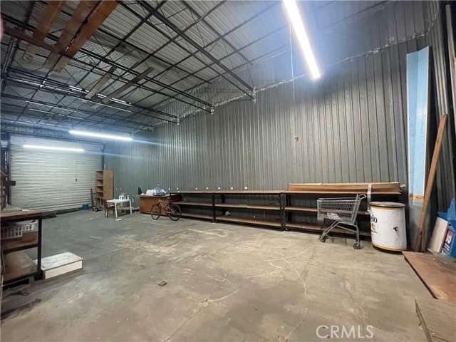 8273 S San Pedro, Los Angeles, California 90003, ,Commercial Sale,For Sale,8273 S San Pedro,CRSB23216146