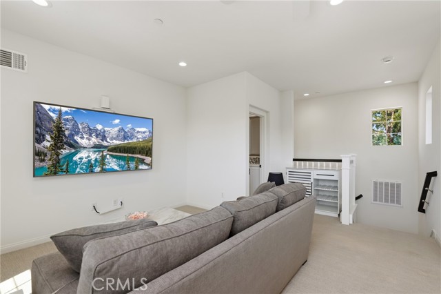 Detail Gallery Image 26 of 59 For 172 Palencia, Irvine,  CA 92618 - 2 Beds | 2/1 Baths