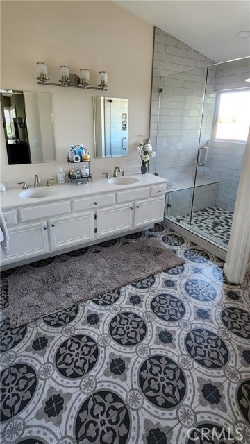 Detail Gallery Image 16 of 22 For 7324 Woodvale Ct, West Hills,  CA 91307 - 4 Beds | 3 Baths