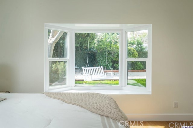 2 Bed Home for Sale in Toluca Lake, California