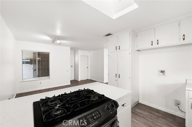 Detail Gallery Image 16 of 38 For 1469 W Marshall Bld, San Bernardino,  CA 92405 - 4 Beds | 2 Baths