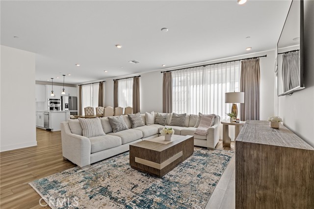 Detail Gallery Image 23 of 67 For 8691 Innovation St, Chino,  CA 91708 - 5 Beds | 4/1 Baths