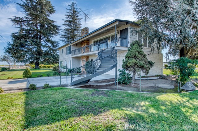 Detail Gallery Image 7 of 75 For 13155 W Shaw, Kerman,  CA 93630 - 5 Beds | 2 Baths