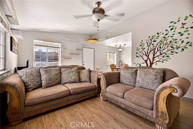 Detail Gallery Image 4 of 25 For 2767 Lowell Dr, Chico,  CA 95973 - 3 Beds | 2 Baths