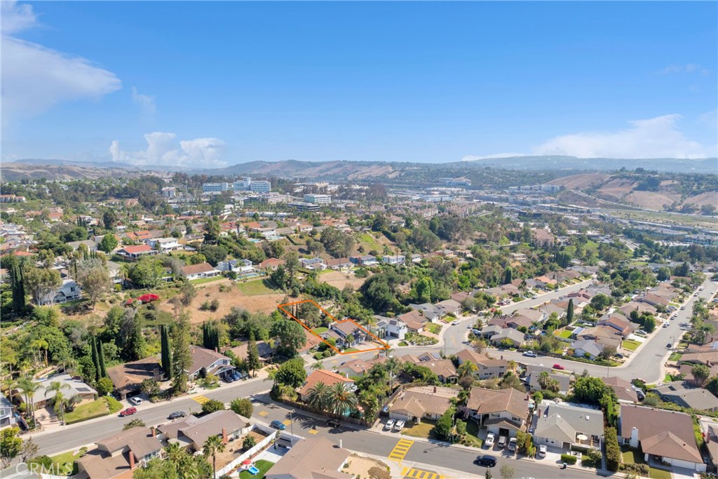 MLS #OC26133883 image #47