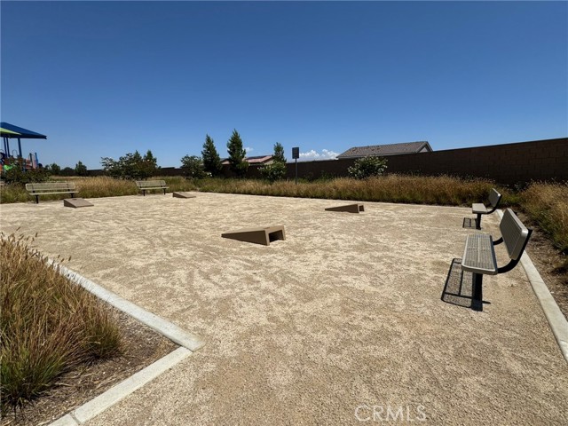 11418 Sheridan Way, Beaumont CA: https://media.crmls.org/medias/ce8246ec-3c5d-415a-aad6-cf723d7c265d.jpg