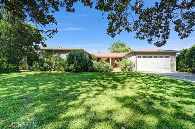 Front Image Thumbnail for CRSR26064078