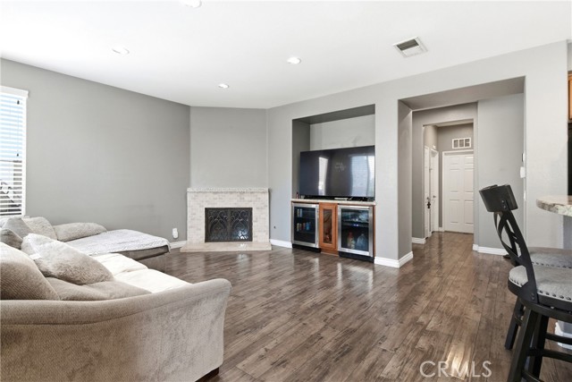 Detail Gallery Image 16 of 42 For 12812 Clemson, Corona,  CA 92880 - 5 Beds | 3 Baths