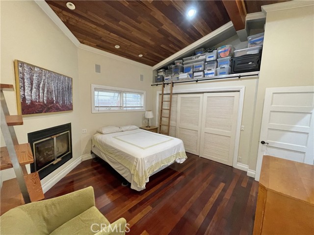 Detail Gallery Image 11 of 16 For 534 Gravely Ct, Hermosa Beach,  CA 90254 - 3 Beds | 2 Baths