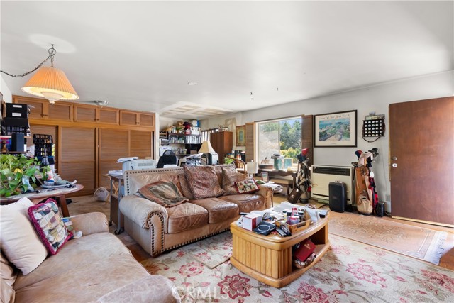 308 Flower Street, Costa Mesa CA: https://media.crmls.org/medias/ce8337ad-e44e-4e39-a6a5-b6e15ecf5a5c.jpg