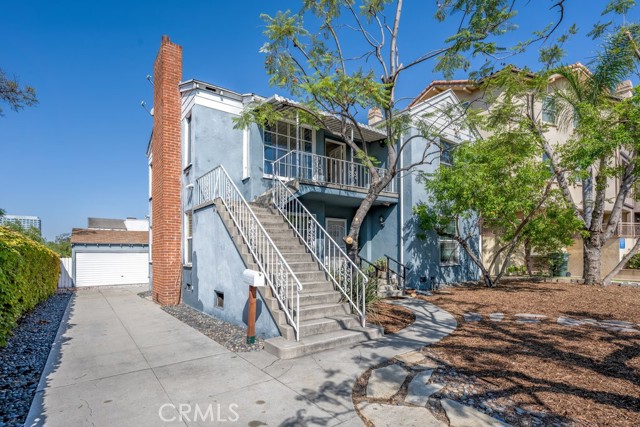 709 N Howard Street, Glendale CA: https://media.crmls.org/medias/ce8378aa-cdc6-4921-8acc-731c515415b4.jpg