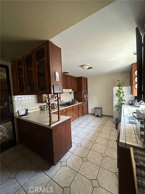 829 Foxworth Avenue, La Puente CA: https://media.crmls.org/medias/ce84cc39-6a6c-45e0-bc0e-fd6610b2914b.jpg