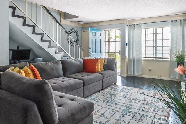 2 Bed Home for Sale in Compton, California
