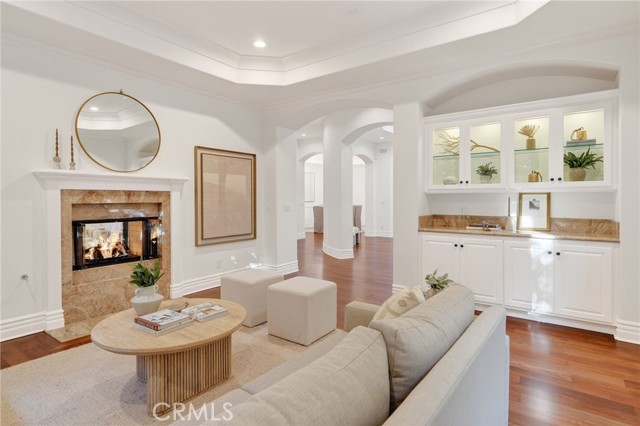 Detail Gallery Image 13 of 74 For 113 S Herrin, Manhattan Beach,  CA 90266 - 5 Beds | 4/1 Baths