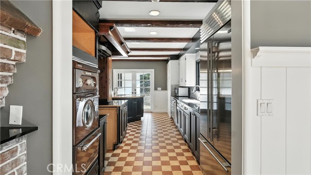 Detail Gallery Image 5 of 16 For 27620 Eastvale Rd, Palos Verdes Peninsula,  CA 90274 - 4 Beds | 3/1 Baths