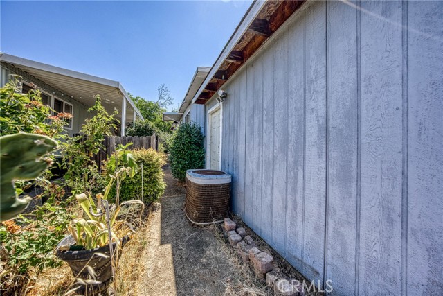 Detail Gallery Image 27 of 34 For 13942 Apple Ln, Clearlake Oaks,  CA 95423 - 3 Beds | 2 Baths
