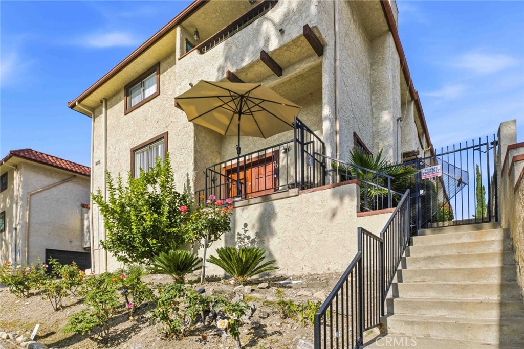 10142 Samoa Avenue #28