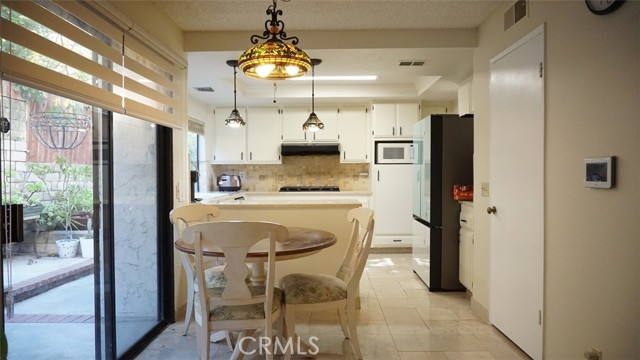 Detail Gallery Image 17 of 51 For 16220 Glencove, Hacienda Heights,  CA 91745 - 4 Beds | 3 Baths