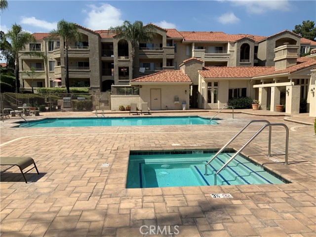 Image 23 of 26 For 1010 La Terraza Circle 103