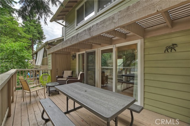 209 Cool Creek Lane, Lake Arrowhead CA: https://media.crmls.org/medias/ce87b69b-3cae-4687-94d6-caaf59121e30.jpg