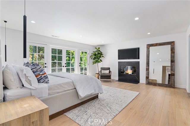 Detail Gallery Image 21 of 35 For 20225 Allentown Dr, Woodland Hills,  CA 91364 - 5 Beds | 4/2 Baths