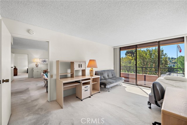 Detail Gallery Image 13 of 27 For 24055 Paseo Del Lago #306,  Laguna Woods,  CA 92637 - 2 Beds | 2 Baths