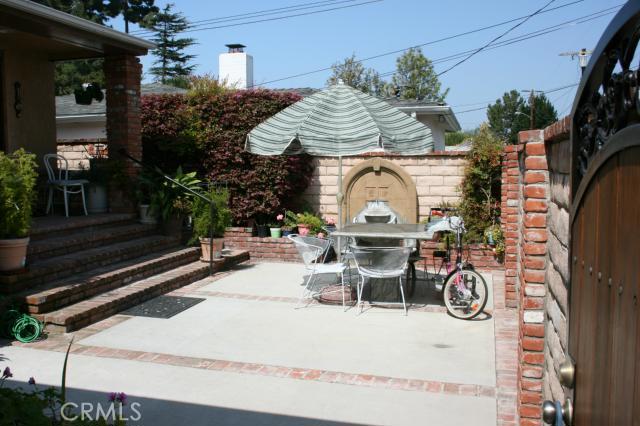 Enclosed patio by entry .