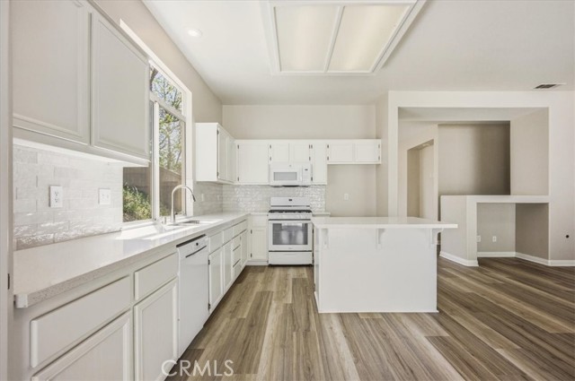 Detail Gallery Image 11 of 42 For 33460 Brushy Hollow, Yucaipa,  CA 92399 - 4 Beds | 2 Baths