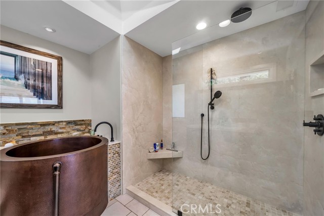 Oversized Shower with multiple heads