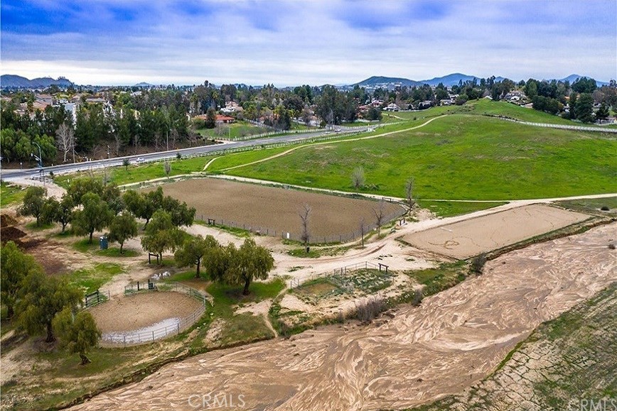 MLS #OC25217279 image #40