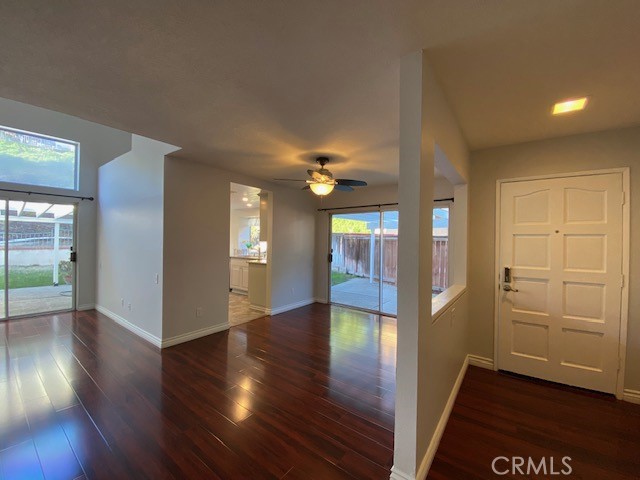 Detail Gallery Image 8 of 33 For 19041 Wildwood Cir, Trabuco Canyon,  CA 92679 - 3 Beds | 3 Baths