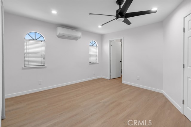Image 21 of 51 For 4032 Elsa Street