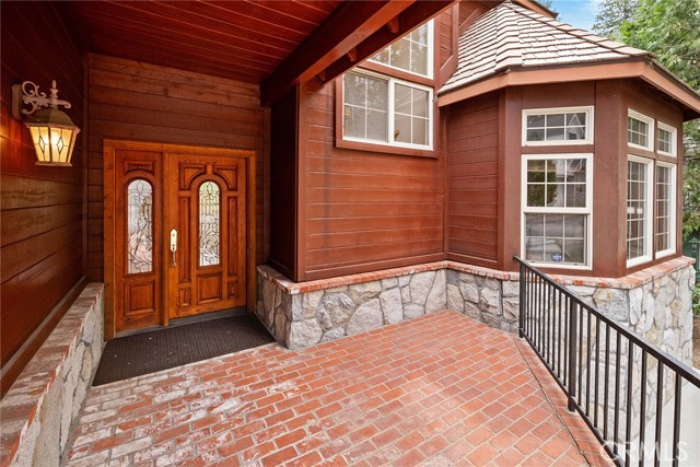Image 22 of 75 For 27581 Meadow Bay Drive