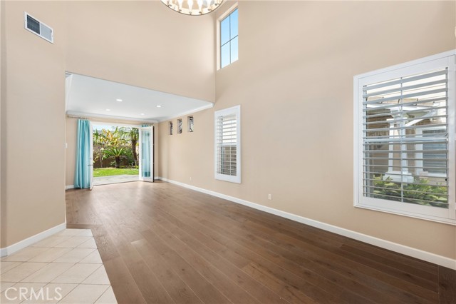 Detail Gallery Image 6 of 37 For 6772 Halifax Dr, Huntington Beach,  CA 92647 - 4 Beds | 3 Baths