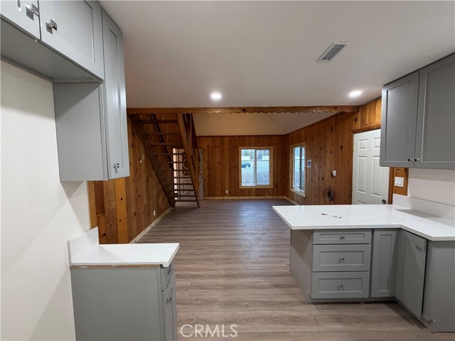 Detail Gallery Image 7 of 20 For 345 W Fairway, Big Bear City,  CA 92314 - 2 Beds | 1 Baths