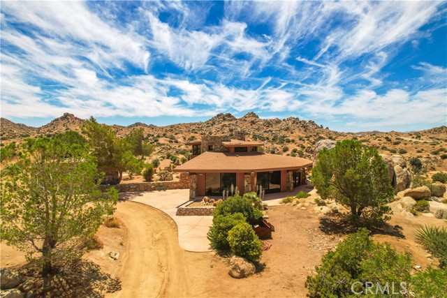 55290 Flying Tigers Road, Pioneertown, California 92268, 4 Bedrooms Bedrooms, ,3 BathroomsBathrooms,Residential,For Sale,55290 Flying Tigers Road,CRJT23138607