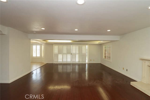17252 Wentzel Way, Granada Hills CA: https://media.crmls.org/medias/ce8f76bc-0c08-4320-baba-68968d519831.jpg
