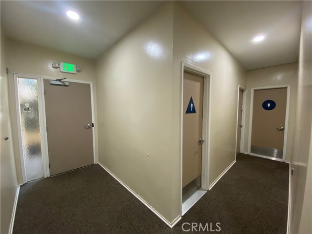 2100 N Sepulveda Boulevard, Manhattan Beach, California 90266, ,Commercial Lease,For Rent,2100 N Sepulveda Boulevard,CRSB25085404