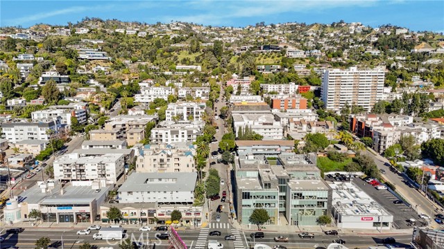 Detail Gallery Image 27 of 36 For 1129 Larrabee St #10,  West Hollywood,  CA 90069 - 2 Beds | 2 Baths