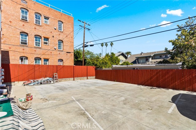 Detail Gallery Image 27 of 34 For 136 N Rampart Bld #3,  Los Angeles,  CA 90026 - 3 Beds | 2 Baths