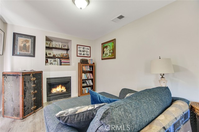 Detail Gallery Image 29 of 42 For 16322 Calle Serena, Moreno Valley,  CA 92551 - 6 Beds | 3 Baths